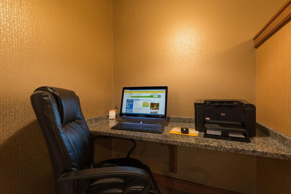 La Quinta Inn By Wyndham Buffalo Airport Williamsville Εξωτερικό φωτογραφία
