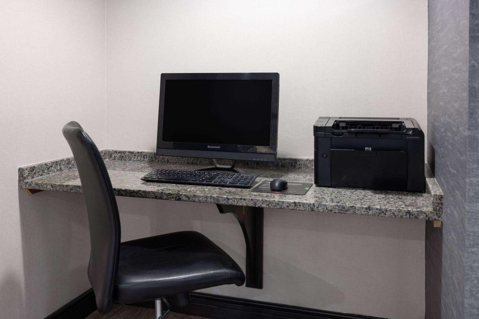 La Quinta Inn By Wyndham Buffalo Airport Williamsville Εξωτερικό φωτογραφία