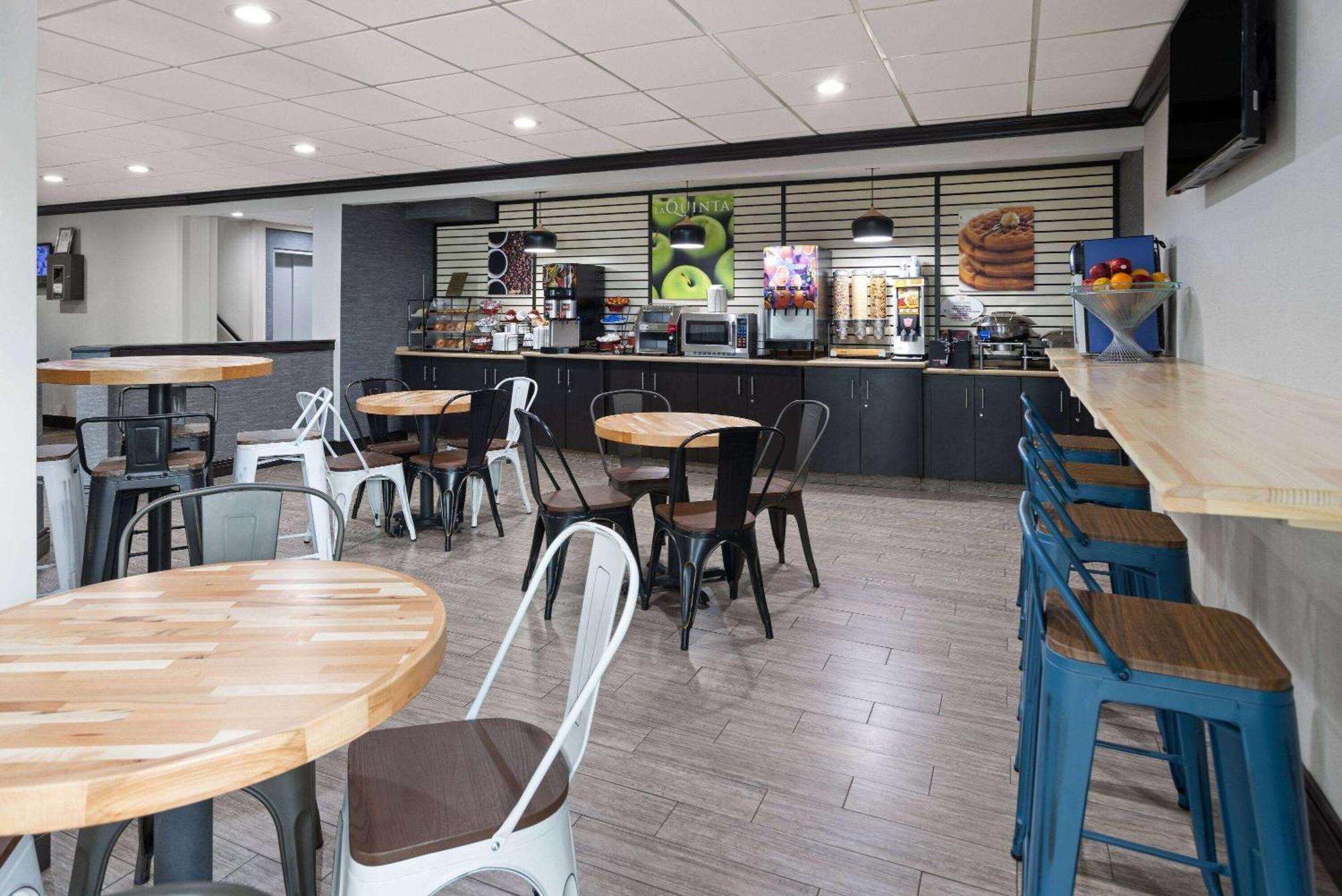 La Quinta Inn By Wyndham Buffalo Airport Williamsville Εξωτερικό φωτογραφία