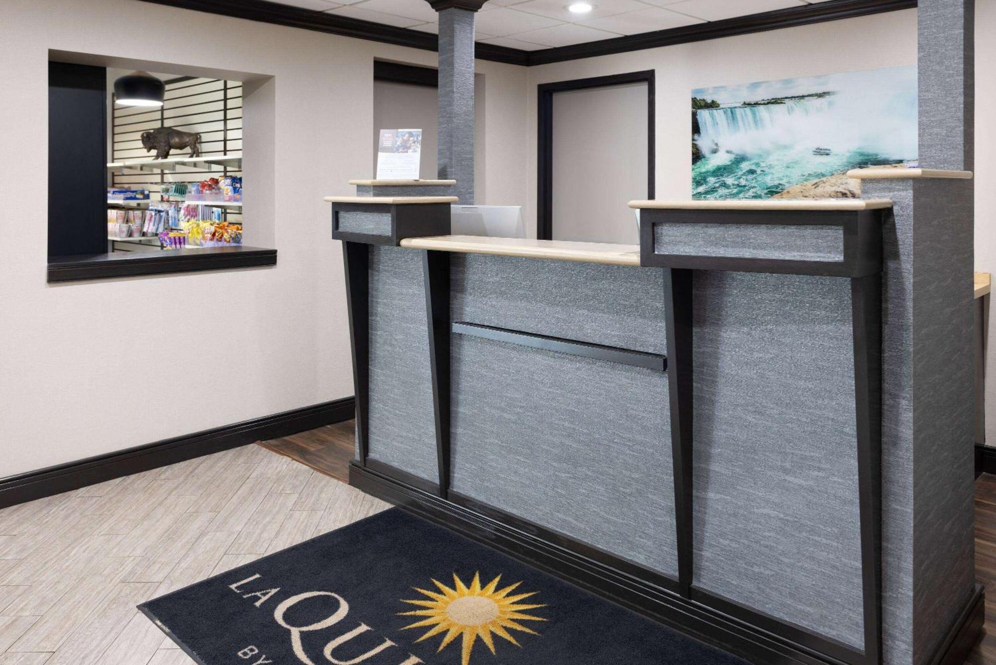 La Quinta Inn By Wyndham Buffalo Airport Williamsville Εξωτερικό φωτογραφία